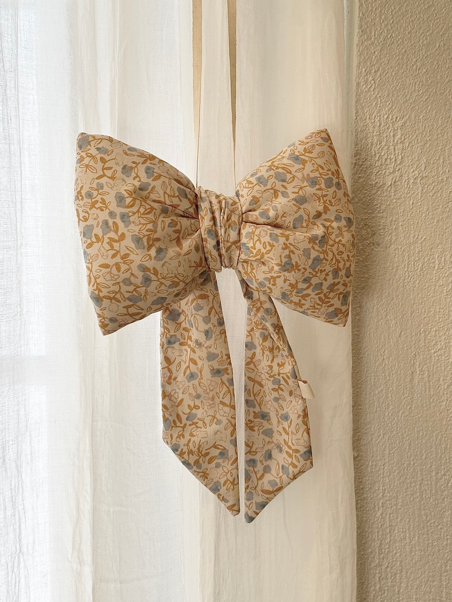 That's Mine – Bella Sløjfe Mini Blomst Blå – Bæredygtig Hårpynt